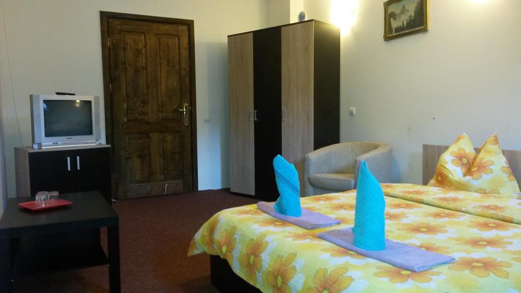 Casa Frasin Hotel Buşteni Habitación foto